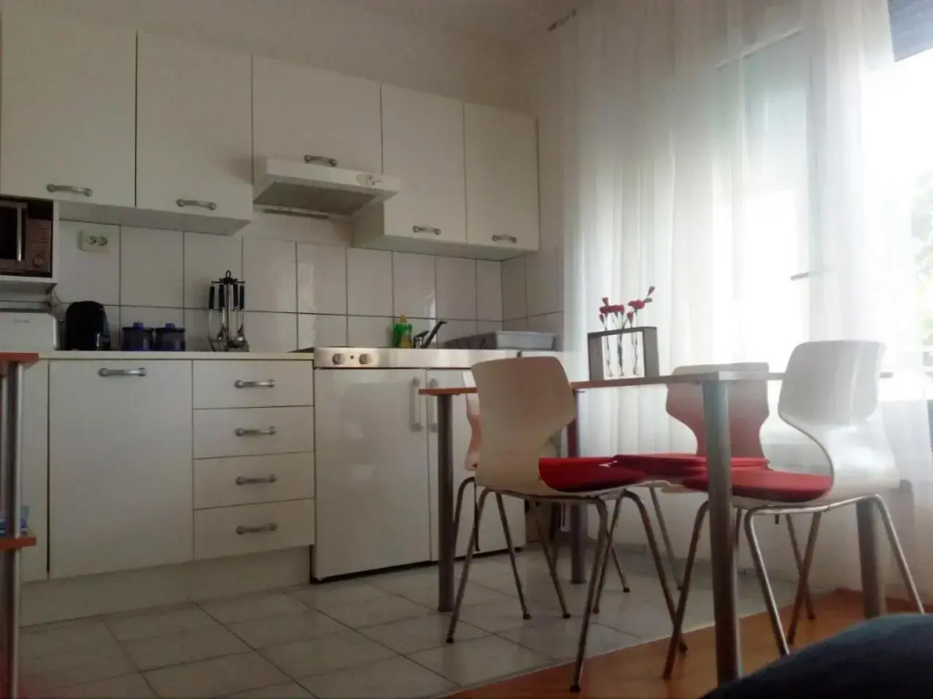 Apartments Fani 3421