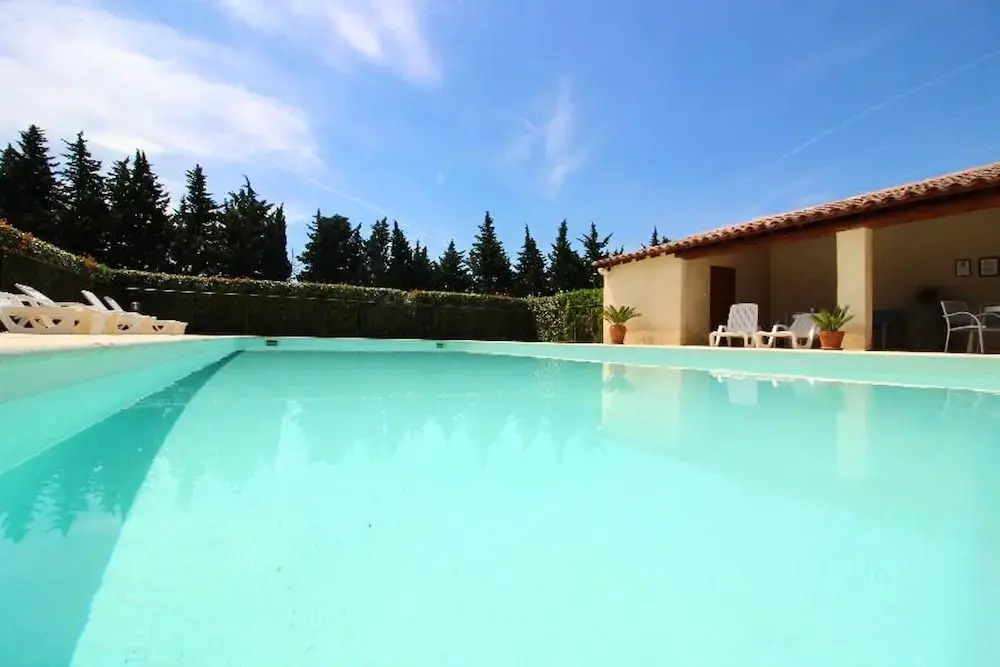 Apartment With 2 Bedrooms in Monteux, With Shared Pool, Enclosed Garden and Wifi - 80 km From the Beach
