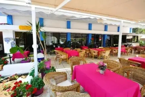 Hotel Avra