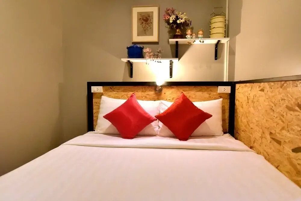 OK CHIC PHUKET HOSTEL