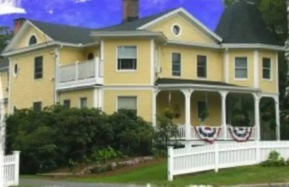 Lily House Bed and Breakfast
