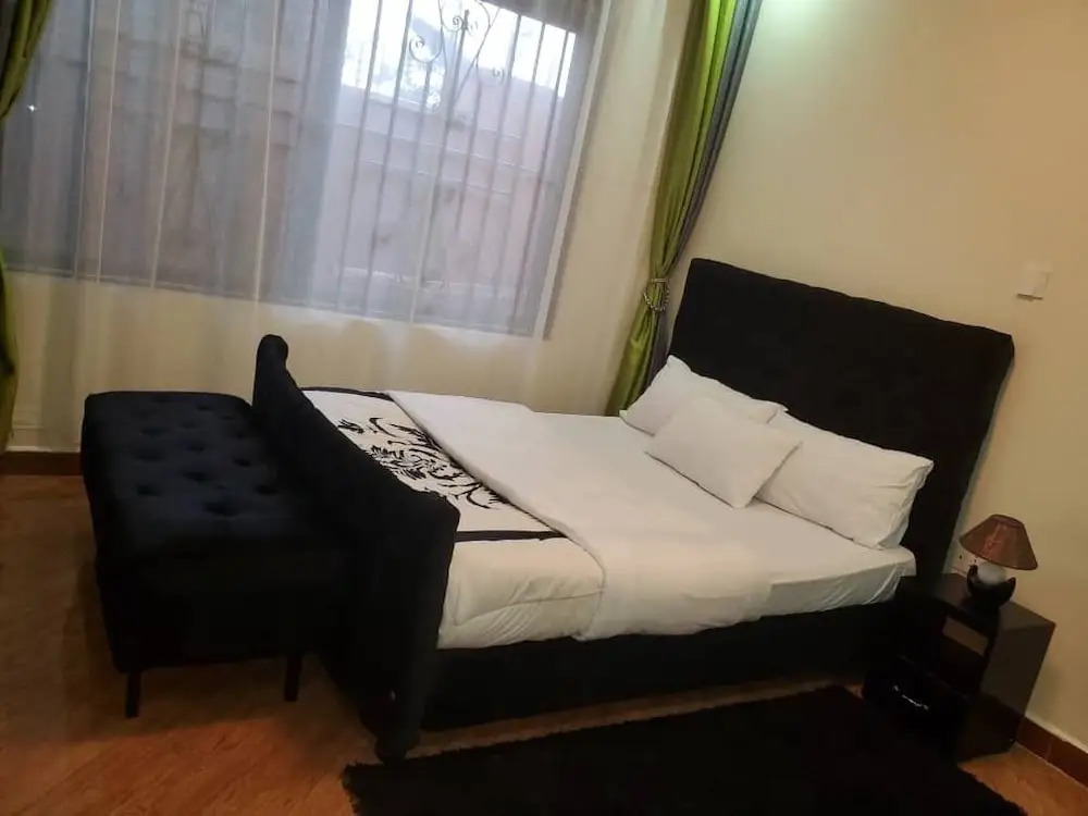 Oasis Hotel