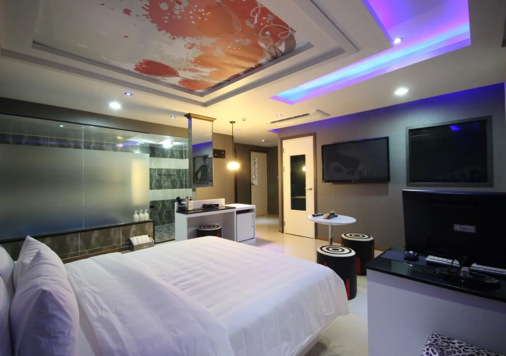 Stay Well Hotel