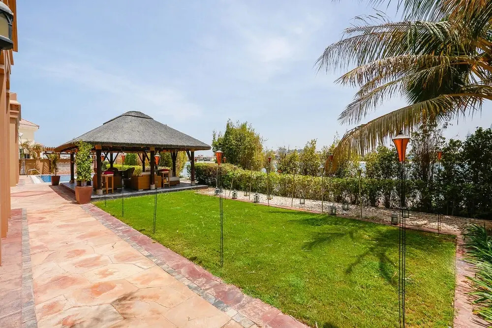 Kennedy Towers - Signature Villa L