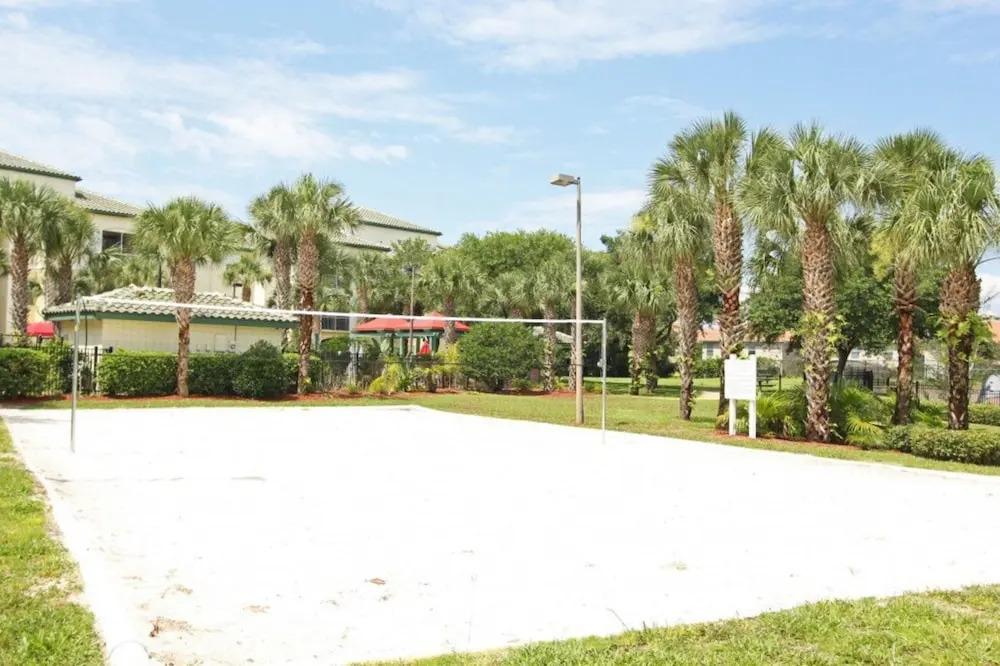 Luxury Legacy Dunes Condo Close to Disney, Golf and Orlando Fun!