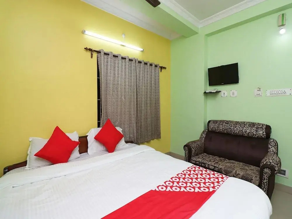 OYO 31004 Sadhna Inn