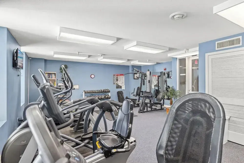 Grandview Oasis! 3BR 2BA Sleeps 9! Gulf-front Tranquility Beckons!