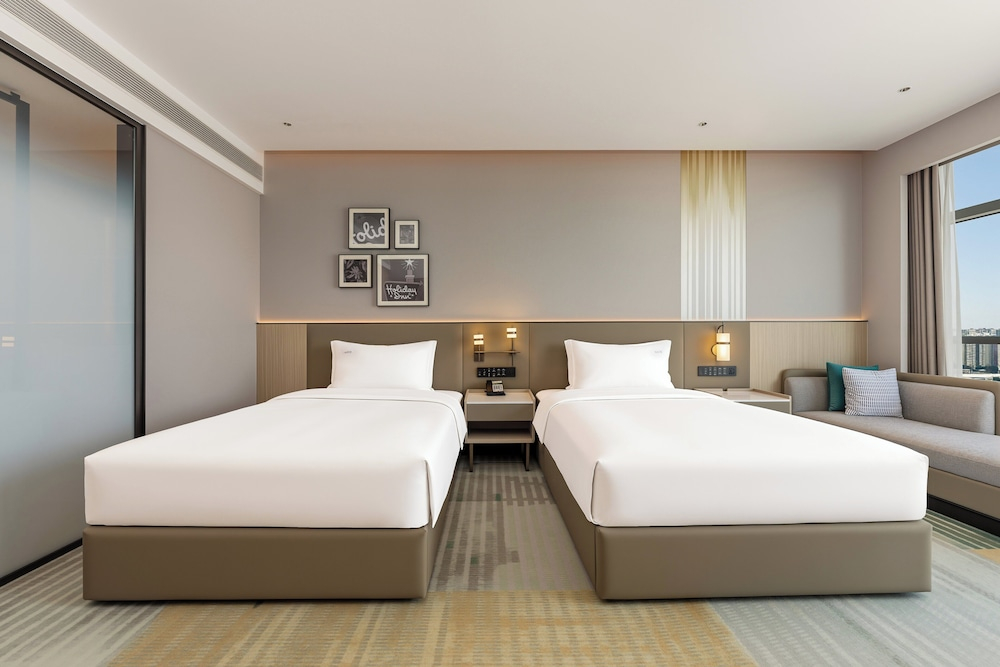 Holiday Inn & Suites Suzhou Xiangcheng by IHG