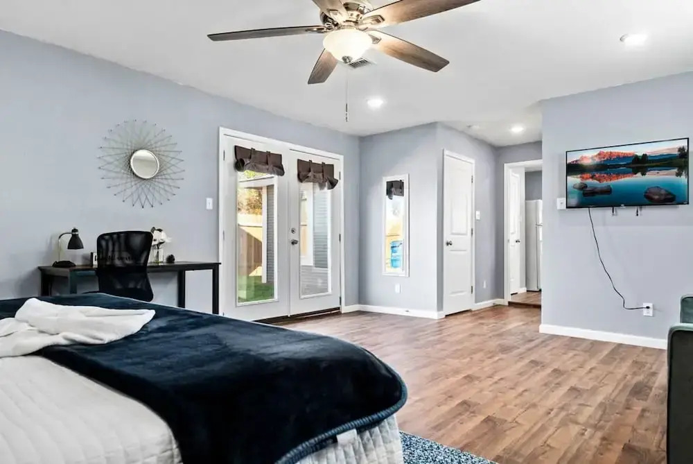 Step Into Comfort in This 3BR 2BA Downtown Retreat