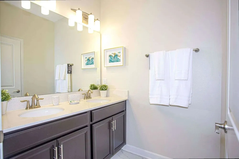 5BR Private Pool Resort Amenities Near Disney