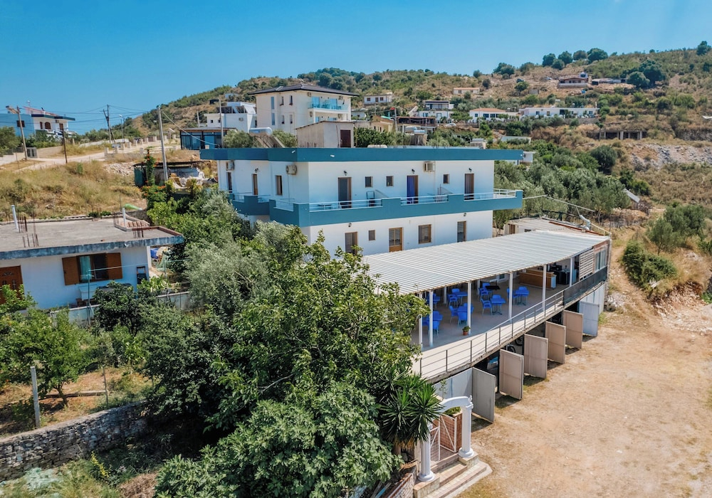 Vila Pasqyra