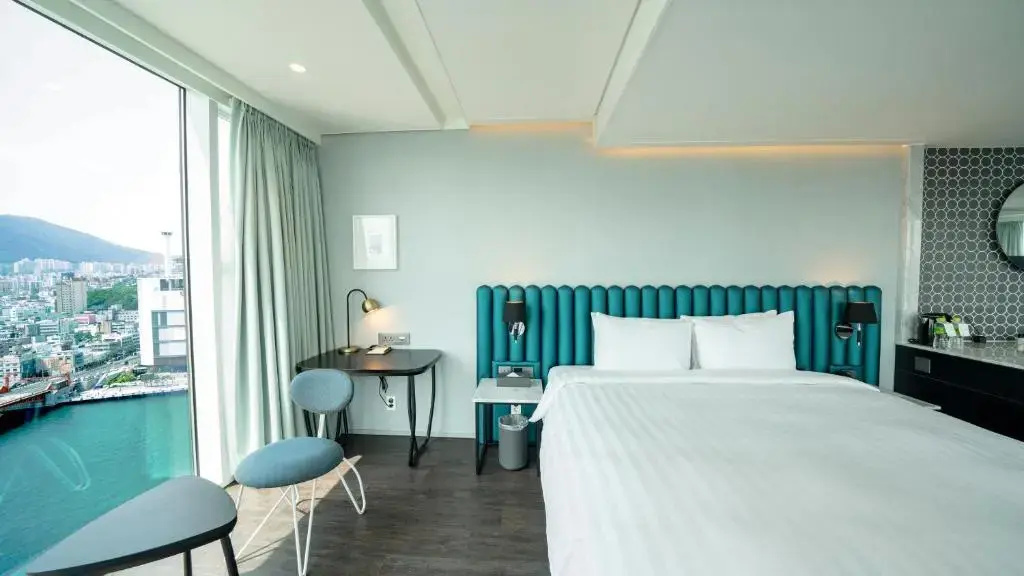Lavalse Hotel