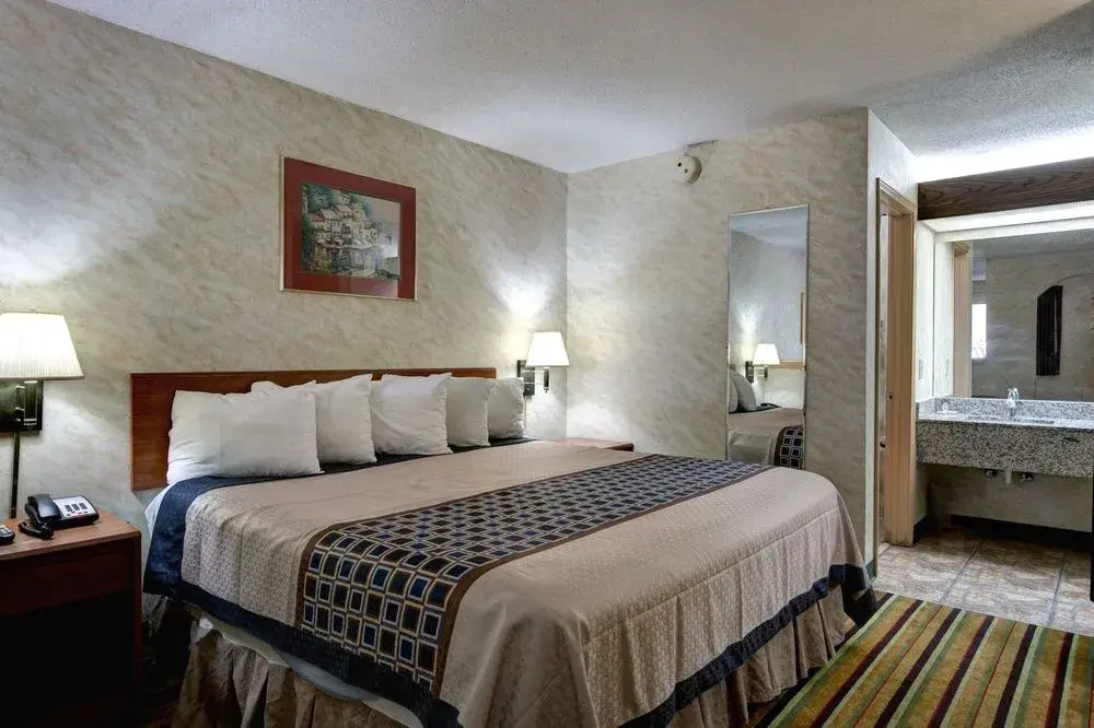 Travel Inn - Athens