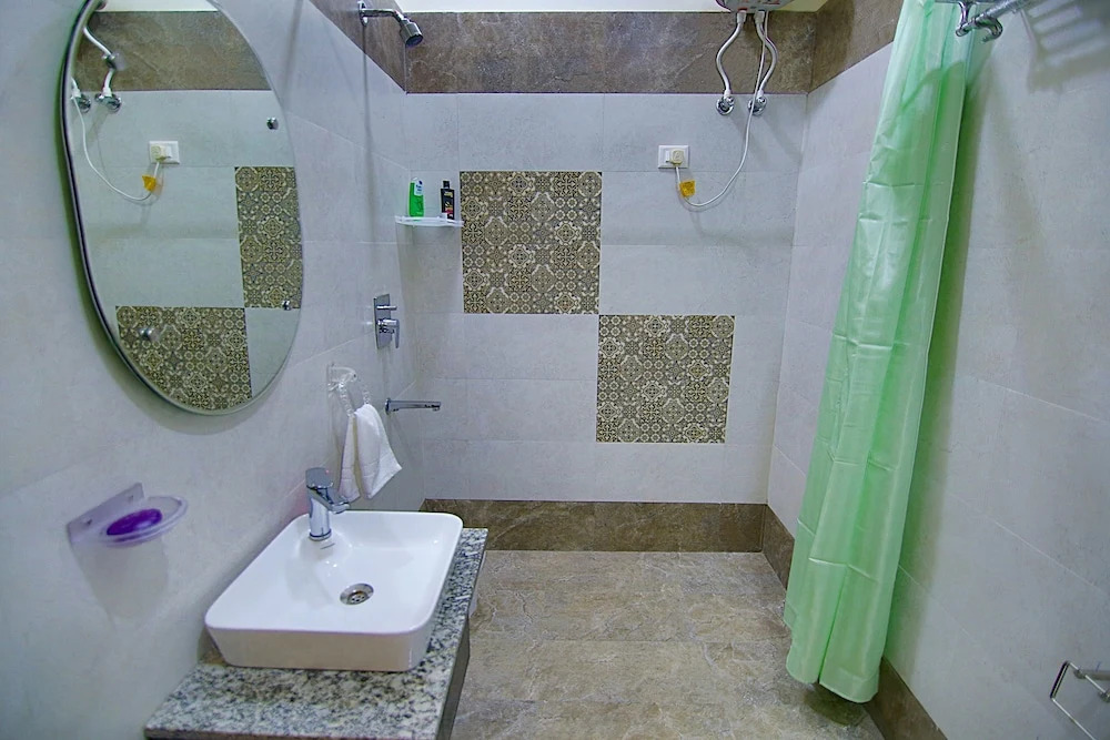 The Hideout Agra Garden Homestay - Near Taj Mahal