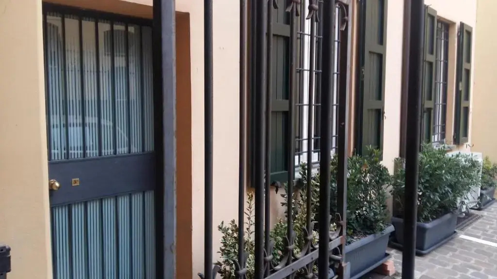 Mandria Apartments 1 2
