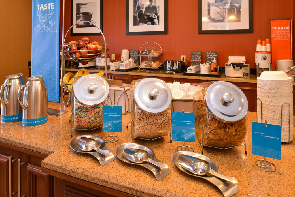 Hampton Inn by Hilton Litchfield