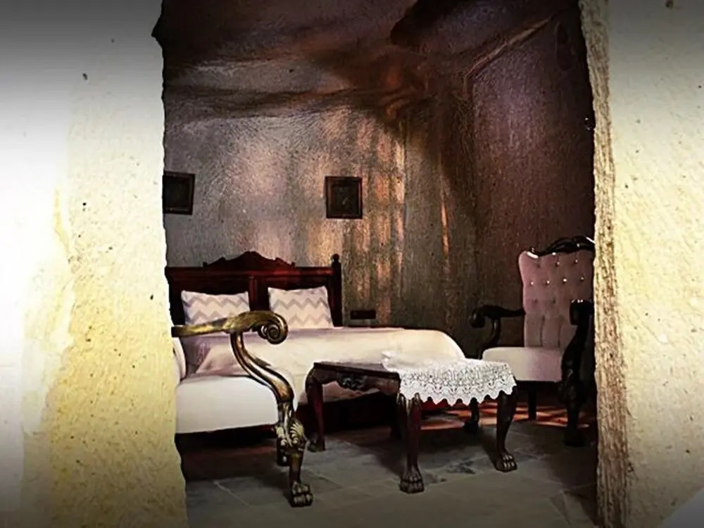 Hilem Cave House