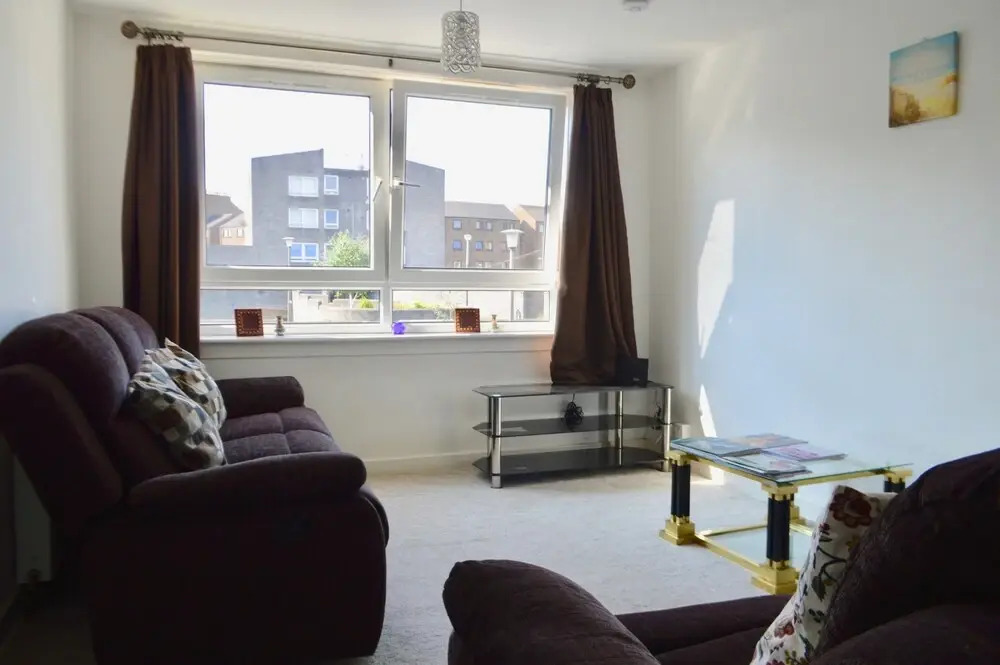 Bright 2 Bedroom Apartment in the Heart of Edinburgh