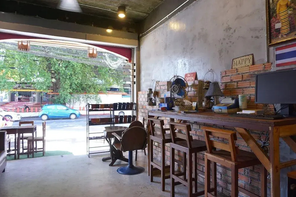 OK CHIC PHUKET HOSTEL