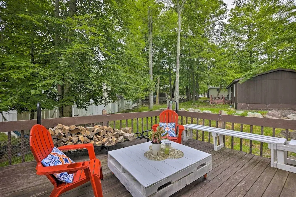 7 Mi to Tobyhanna State Park: Quiet Retreat!
