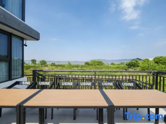Qiyin Lakeside Retreat, Xishan Scenic Area, Taihu Lake, Suzhou