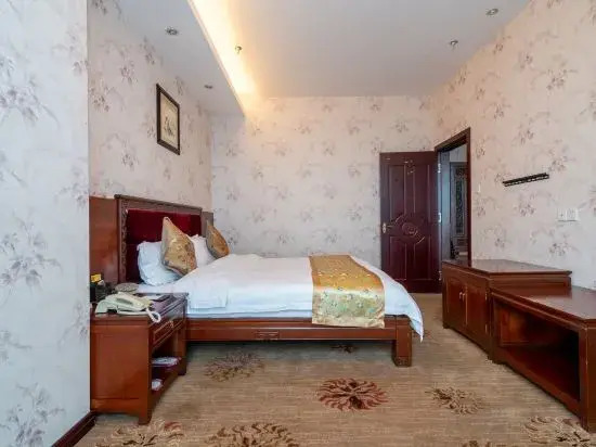 Y. H. Continental Grand Hotel