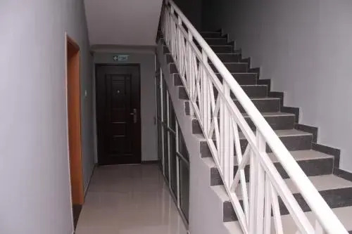 Pearl One Suites