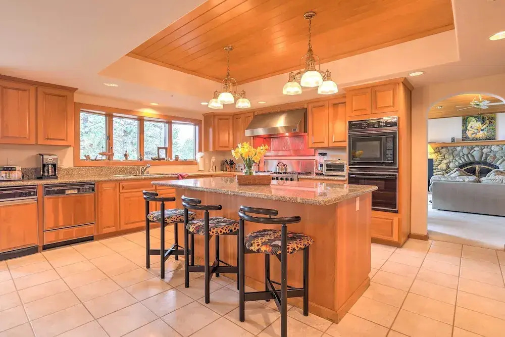 Mtn & Lake Views: Incline Village Ski Chalet