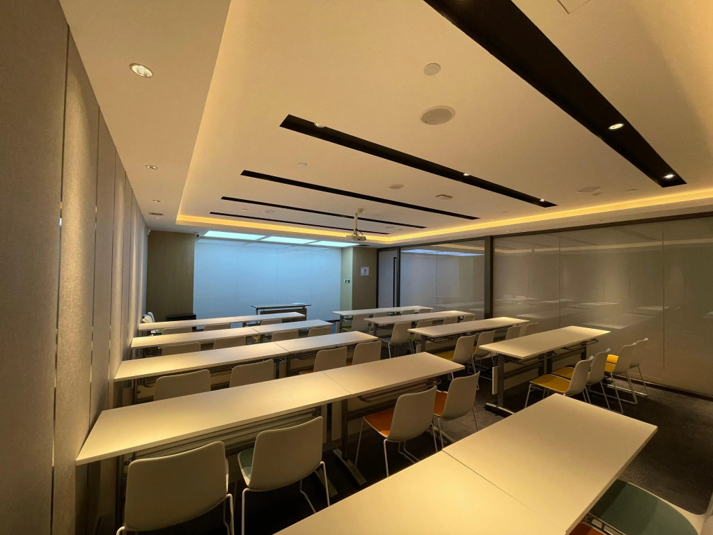 Orange Hotel, Longhu Paradise Walk, Daxing Biomedical Base, Beijing