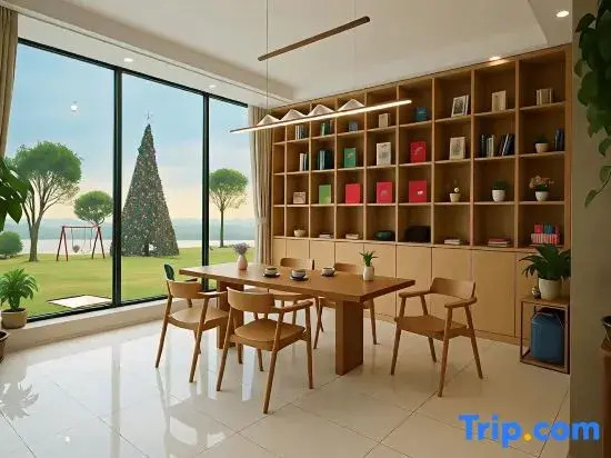 Milan • Serenity Haven Design Hotel (Nandan Bus Terminal Jin Furong Plaza)