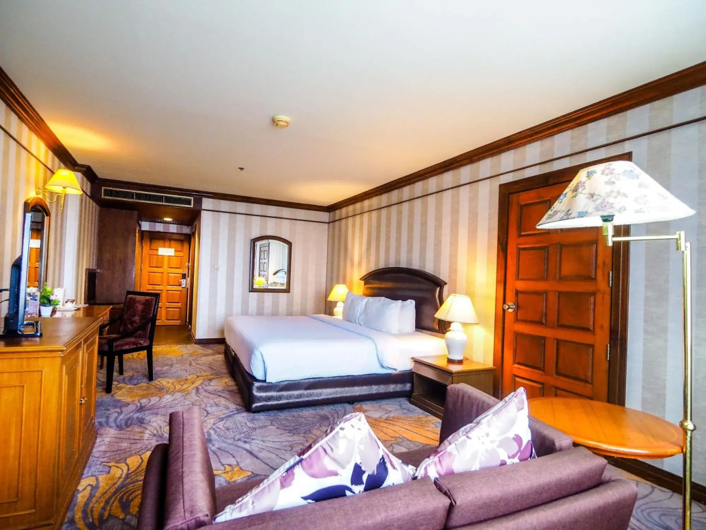 The Twin Lotus Hotel