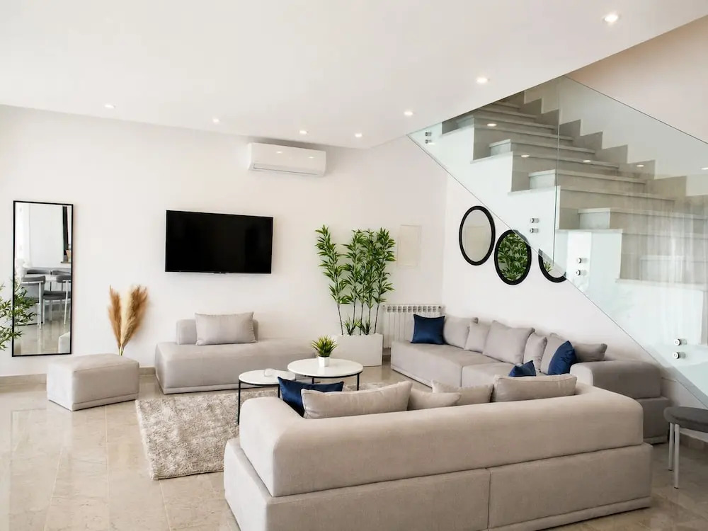 Elegant Villa in Gammarth With Private Indoor Pool