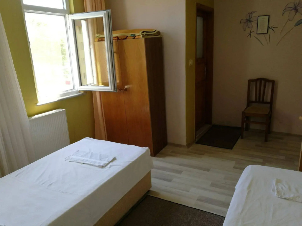 Yali Otel