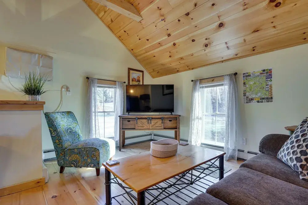 Inviting Chittenden Apartment Near Pico Mountain!