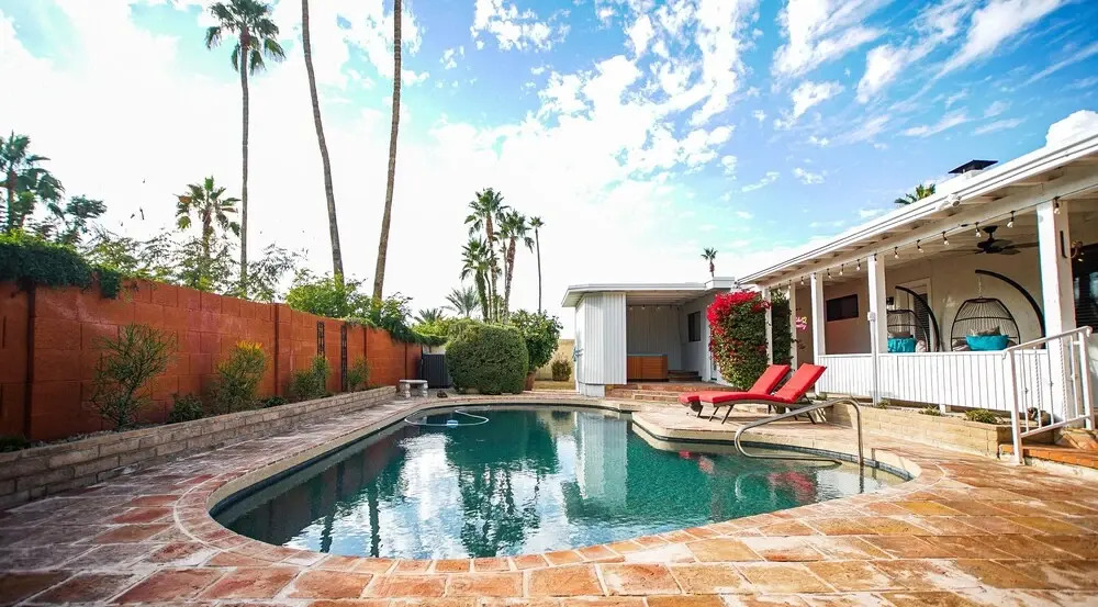 Heated Pool, Spa, & Garage! Near Kierland, shopping, dinning, & Scottsdale Quarter by RedAwning