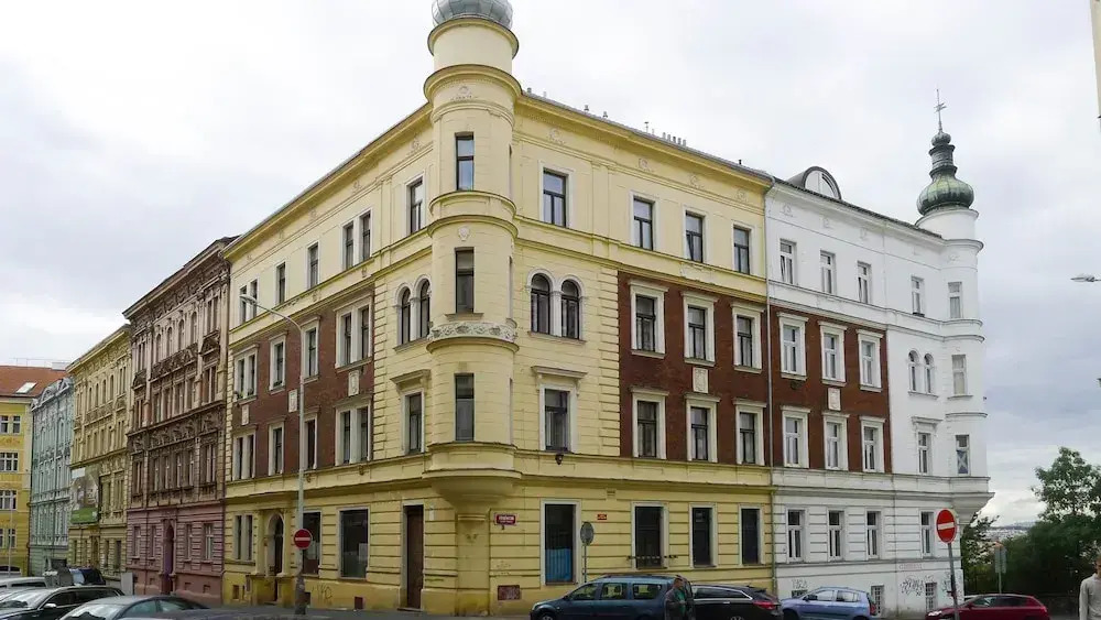 METRO Apartment Prague by Main Train and Bus Station