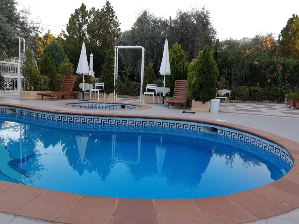 Ioli Apartments