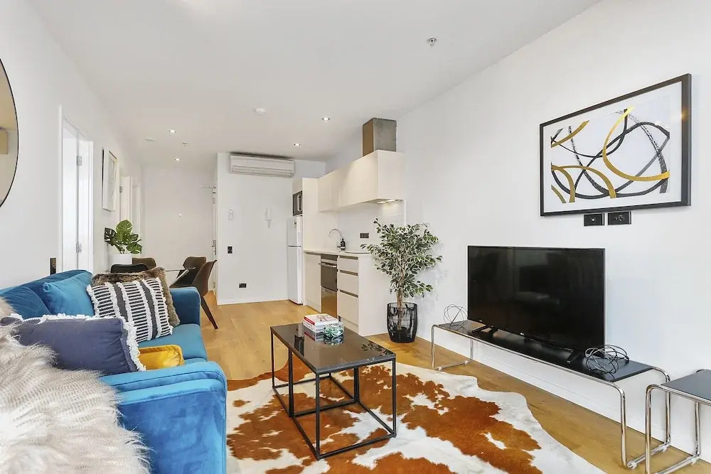 Brand New Refurbished 2 Bedroom In City By Urban Butler