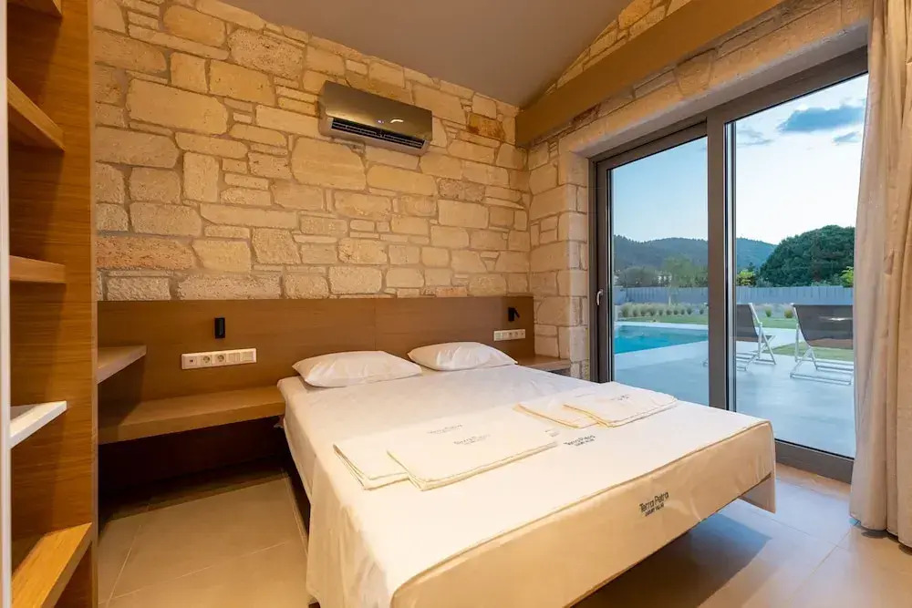 Terra Petra Luxury Villas by Travel Pro Services- Vourvourou Halkidiki