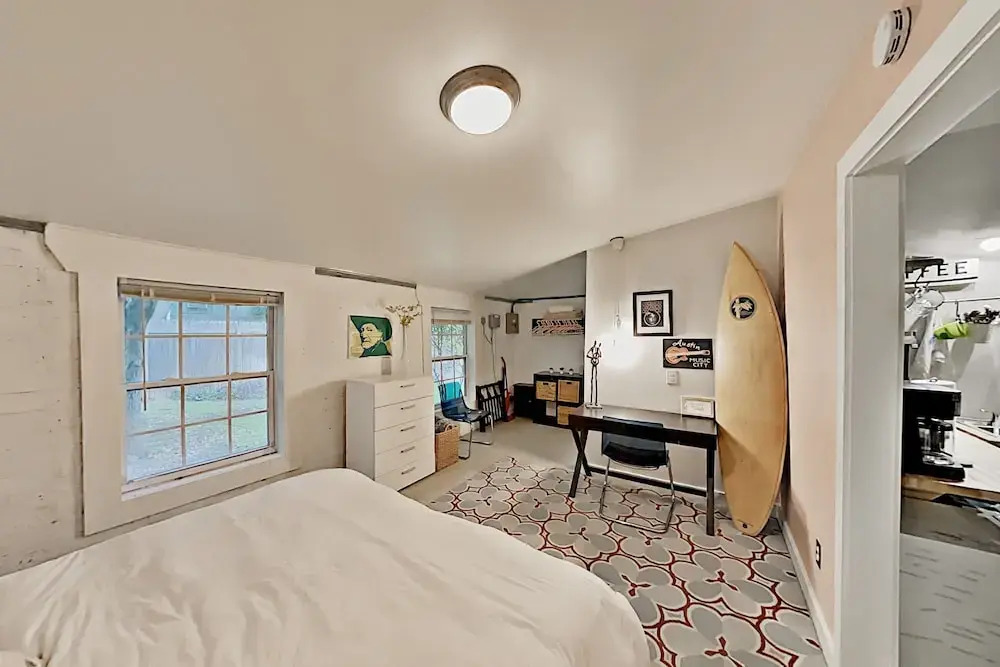 1714bouh 3 Bedroom Home