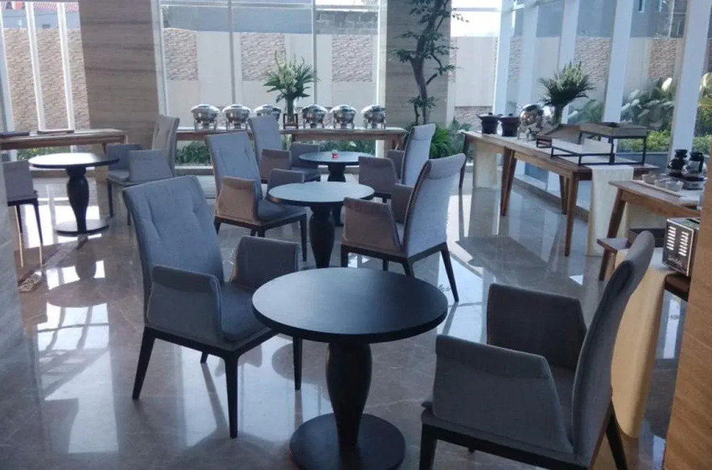 Azana Suites Hotel Antasari