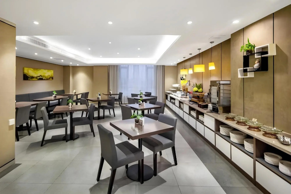Homeinn Plus Hotel (Changzhi Bayi Square Weiyuanmen Middle Road)