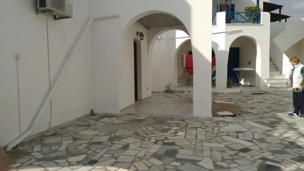 Holiday Home Vari Beach