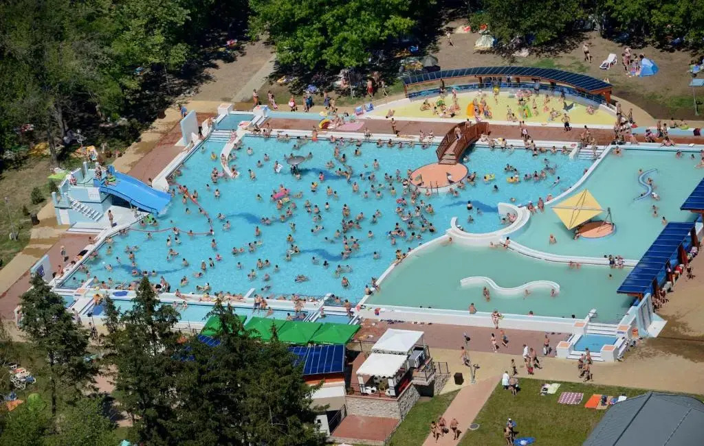 Grill Terasz Étterem és Szálláshely