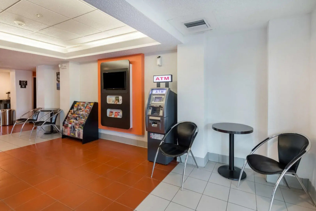 Motel 6-Irving, TX - DFW Airport North