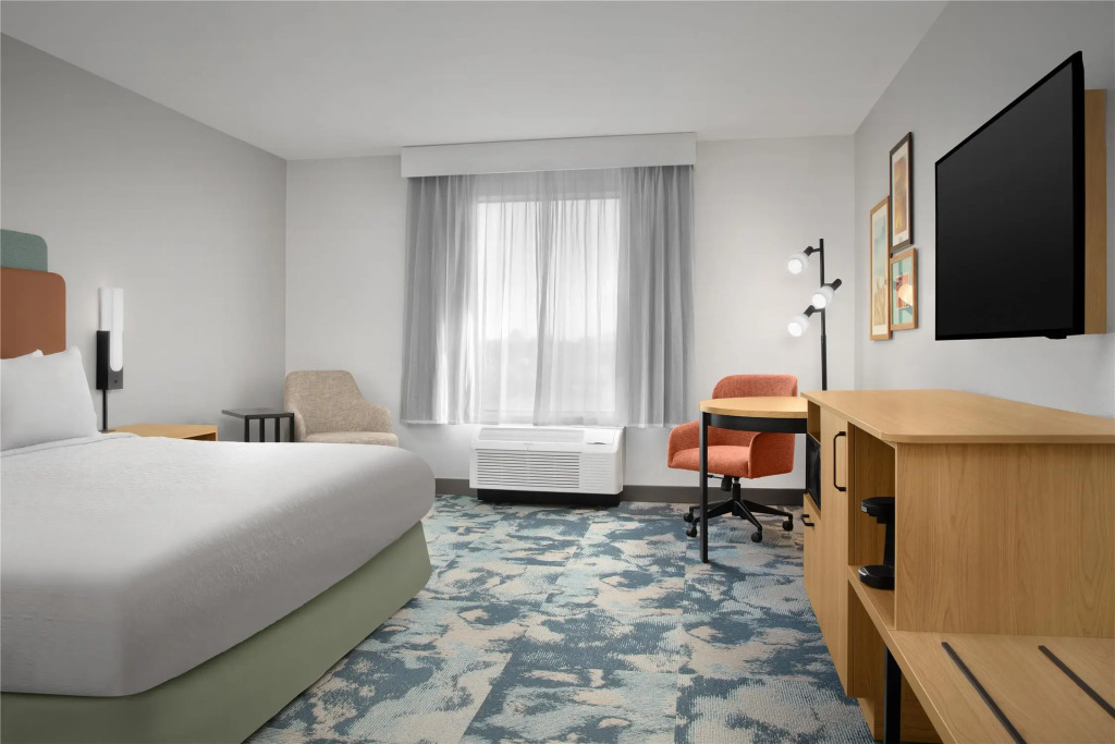 Hampton Inn & Suites Phoenix Chandler-Fashion Center AZ