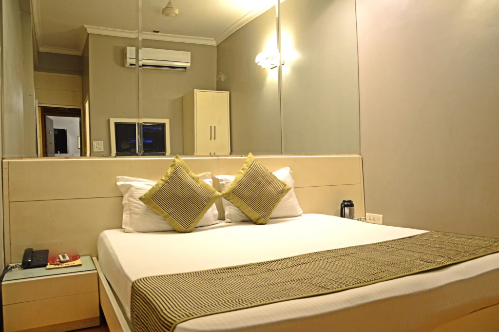 Hotel Ajanta - Colonial Charm Award Winning Luxury Hotel in the Heart of the City