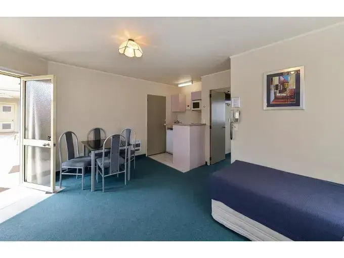 Geneva Motor Lodge