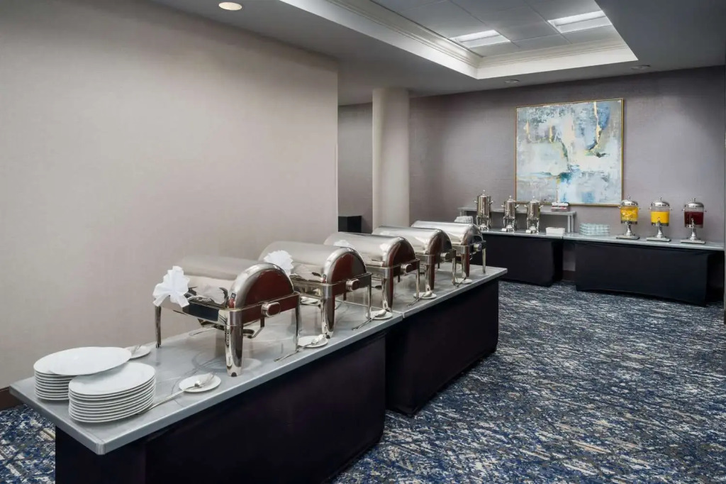 Holiday Inn Charlotte-Center City