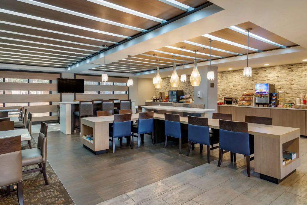 Comfort Suites Alpharetta-Roswell - Atlanta Area